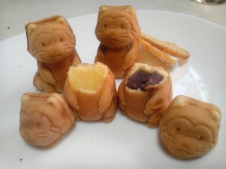 ���X�J���̐l�`��