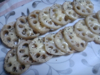 �v�X�ɍ���������R���̃`�[�Y�Ă��B