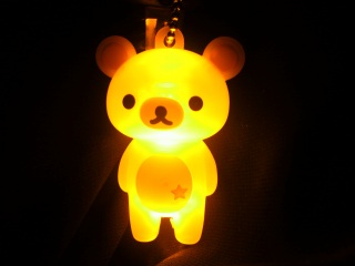 �����b�N�}�̃��C�g�L�[�`�F�[��