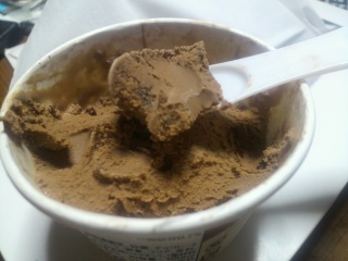 �`���R���[�g�u���E�j�[