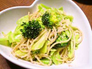 �u���b�R���[�ƃL���x�c�̖����q�X�p